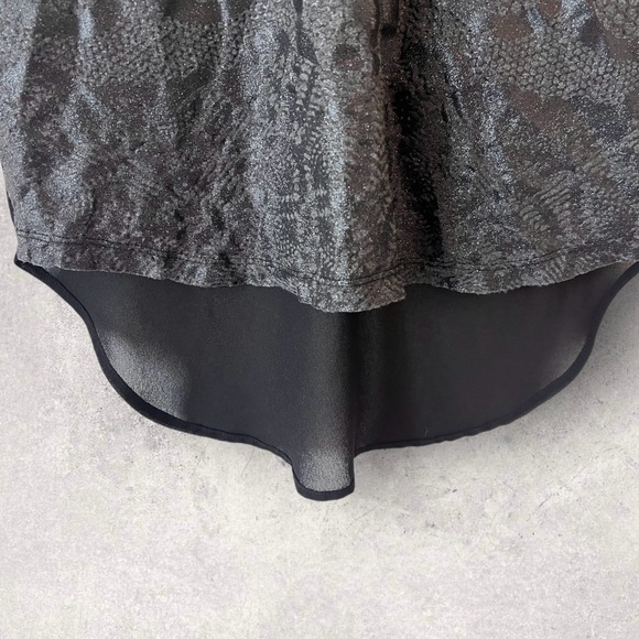 7 For All Mankind Faux Lace Shimmer Black Sheer Back High Low Top Size XS - Picture 7 of 11